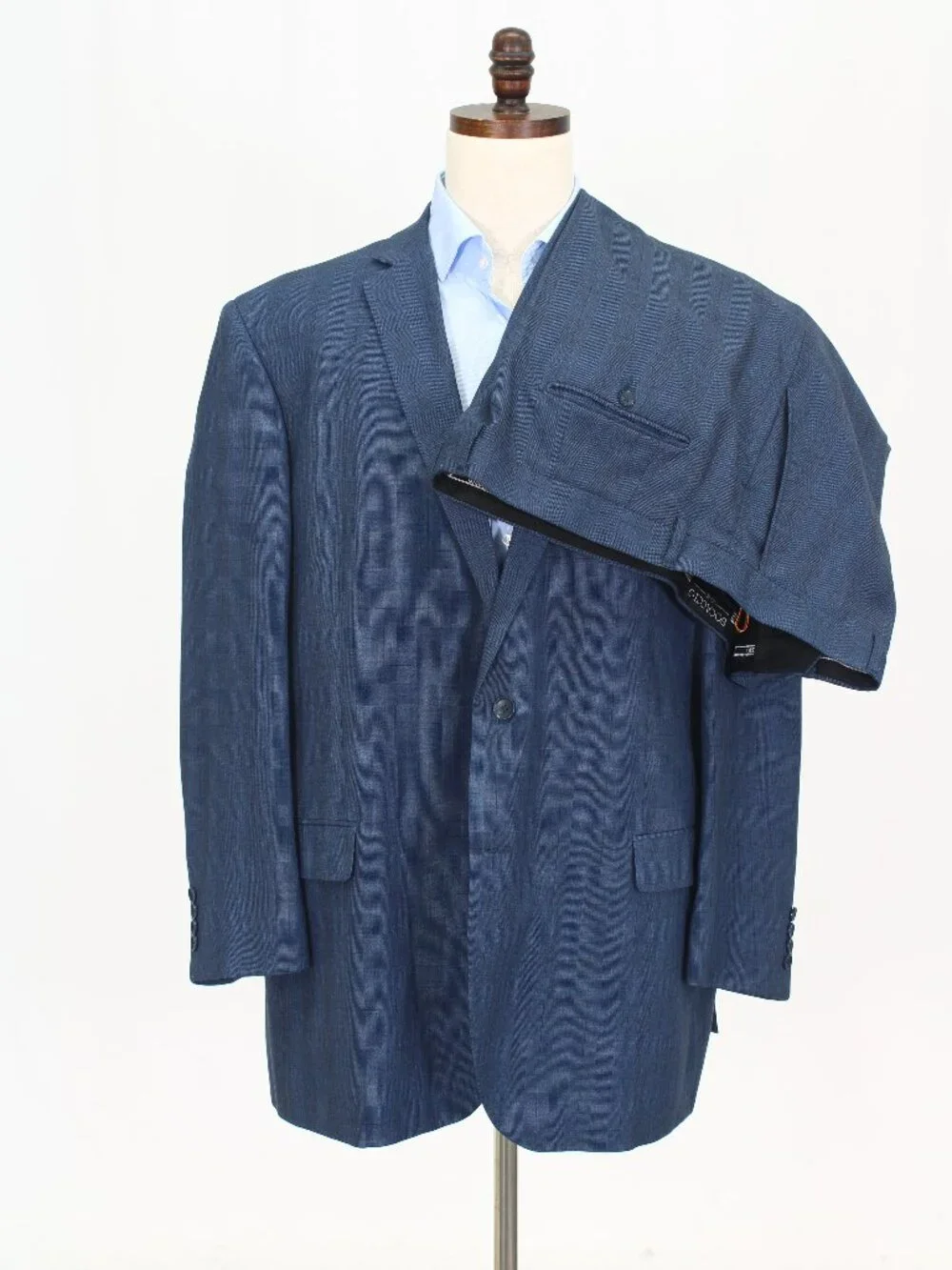 Bocaccio 54L 46x26 Blue Full Suit 2-Button Check R923
